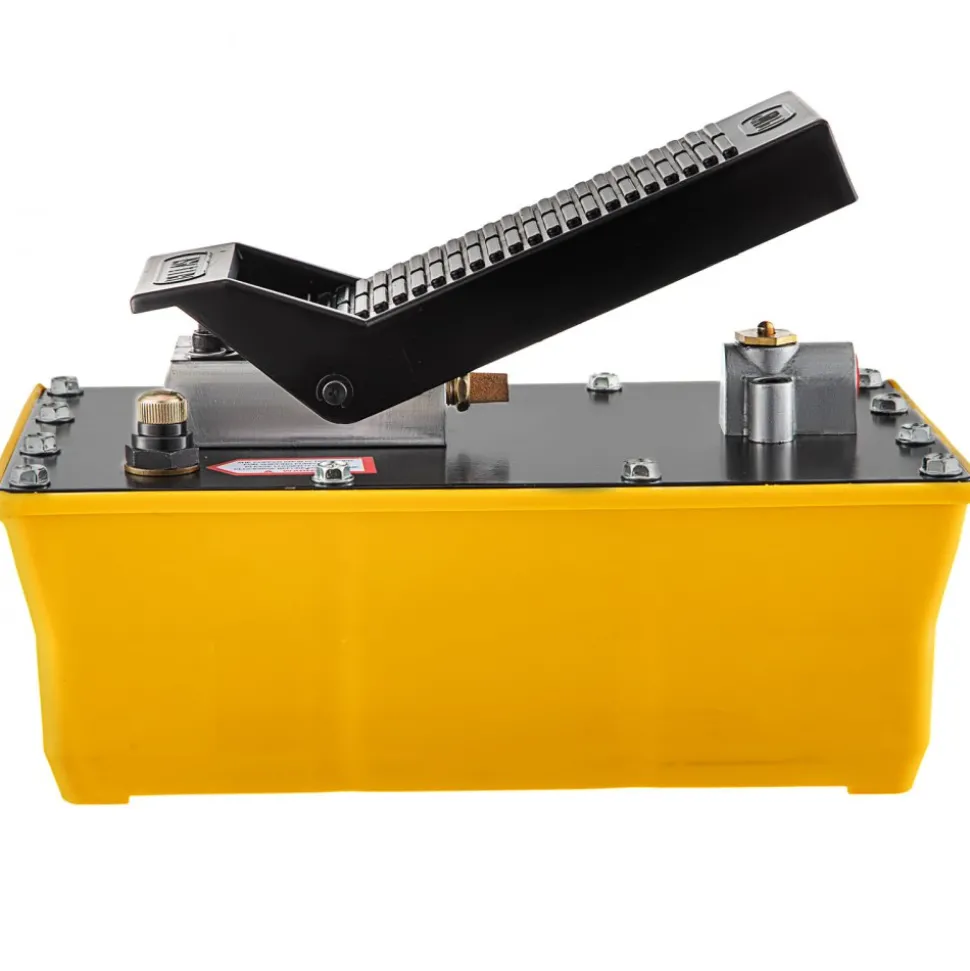 VEVOR Air Hydraulic Pump, 10,000 PSI Hydraulic Foot Pump, 0.6 Gal Reservoir Foot Operated Air/Hydraulic Pump, with Hose and Spray Gun for Heavy Machinery Rigging, Auto Repair, Auto Body Frame Machines