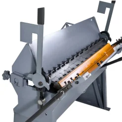 VEVOR Box and Pan Brake, 48 in Sheet Metal Bending Brake, 12-Gauge Mild Steel Capacity, 0-135 Degree Adjustable, Metal Bender Machine with 8 Fingers, Heavy-Duty Aluminum Folder for Precise Bending