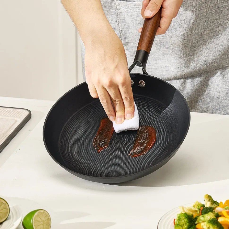 VEVOR Cast Iron Skillet, 3-Piece Frying Pan Set (8, 10, 12 in), Nonstick Skillets with Detachable Wood Handle, Pre-Seasoned Chef's Pan, Kitchen Cookware for Gas, Electrical, and Induction, Black