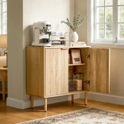 VEVOR Coffee Bar Cabinet, Mid Century Fluted Coffee Bar Table with 2-Tier Storage, Buffet Stand Cabinet with 2 Barn Door, Sideboard Buffet Station for Living Room, Entryway, 31.5 x 14.7 x 31.5 in, Oak