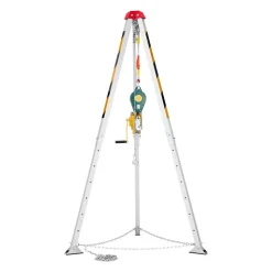 VEVOR Confined Space Tripod Kit 1200LBS Winch, Confined Space Tripod 7' Leg Bracket and 98' Cable, Confined Space Rescue Tripod 32.8' Fall Protection for Traditional Confined Spaces