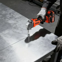 VEVOR Cordless Metal Nibbler, with 20 V 4000 mAh Battery, 2200 RPM Efficient Brushless Motor, Electric Nibbler Metal Cutter with Plastic Carrying Case for Cutting Steel Sheet and Aluminum Sheet