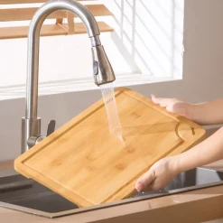 VEVOR Cutting Board, 3 Pieces, Premium Versatile Bamboo Cutting Board with Food-Grade Oil and Juice Groove,Sturdy & Durable Chopping Board with Built-in Handle, Fit for Display, Chopping & Serving
