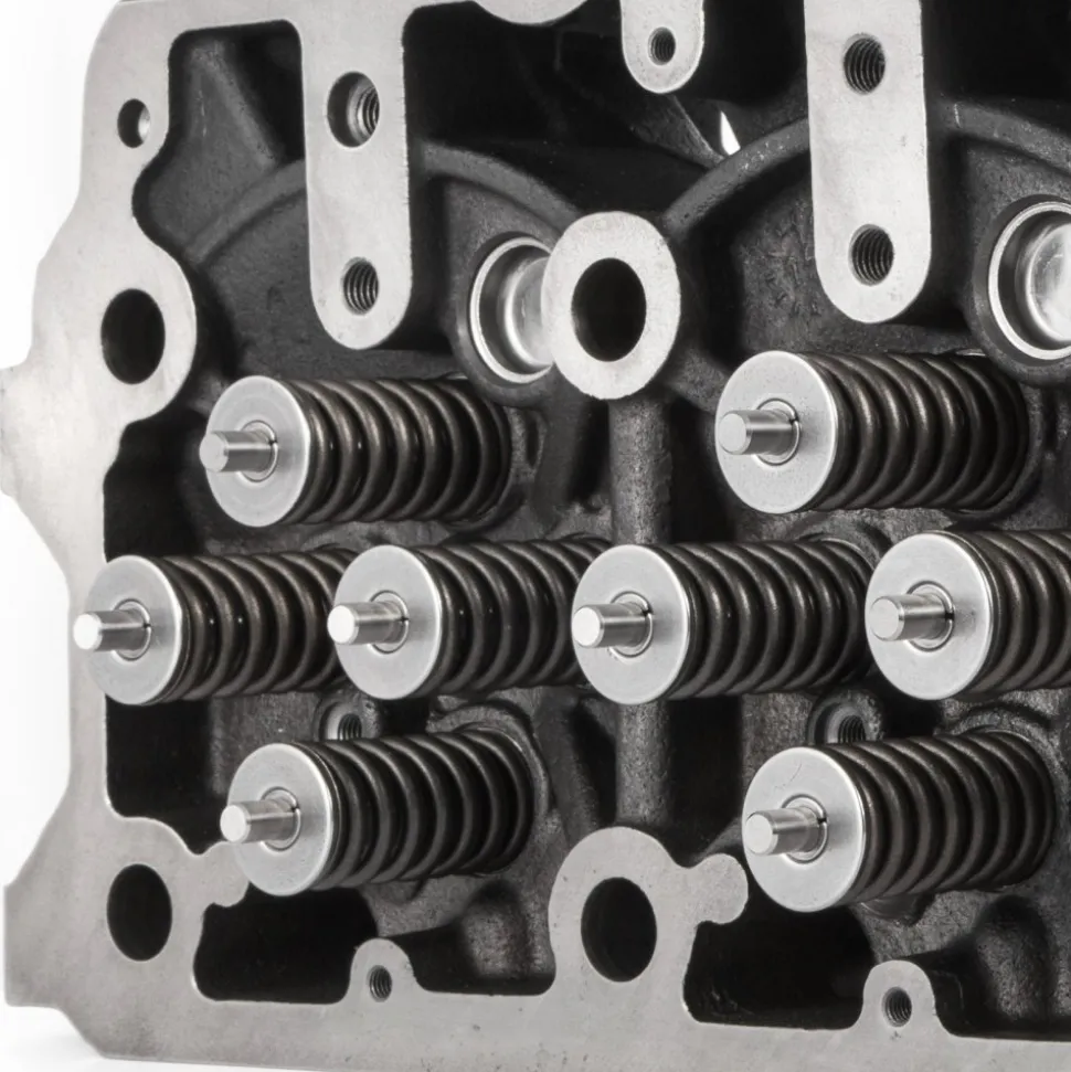 VEVOR Cylinder Head Assembled, Engine Cylinder Head Assembly Replacement 6.4L, Cast Iron Cylinder Head Fit for 08-10 Ford F250 F350 F450 F550