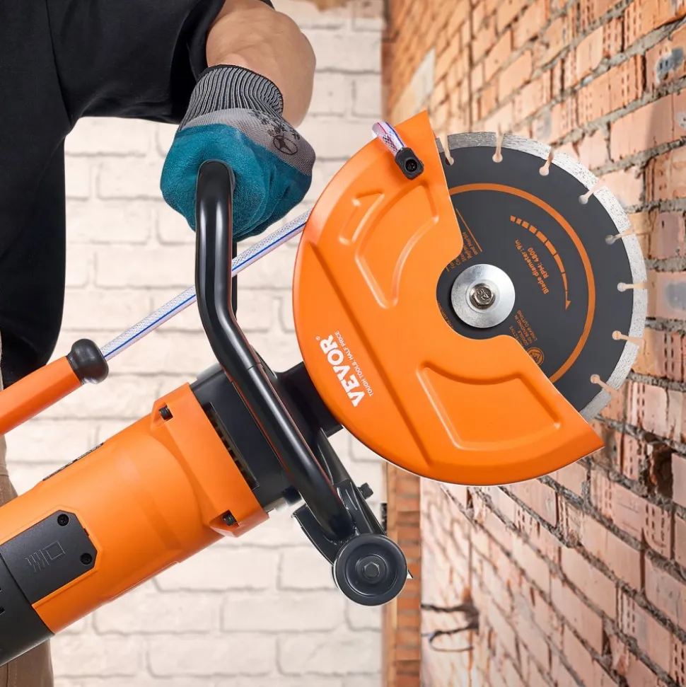 VEVOR Electric Concrete Saw, 9 in, 1800 W Motor Circular Saw Cutter with 3.5 in Cutting Depth, Wet/Dry Disk Saw Cutter Includes Water Line, Pump and Blade, for Stone, Brick