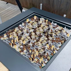 VEVOR Fire Glass, 10LBS / 4.5KG High-Temperature Resistant Fireplace Rocks, 3/4-Inch / 19.05 mm Reflective & Smokeless Firepit Glass Beads, High Luster Stone Landscaping for Fire Pit Table, Rich Amber