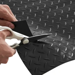 VEVOR Garage Floor Roll, 7.5 x 17 ft Garage Flooring Mat, 2.2 mm Thickened PVC Diamond Plate Floor Protector Mat with Double-sided Tape, Non-Slip, Easy to Clean for Warehouse, Gyms, Trailer, Black