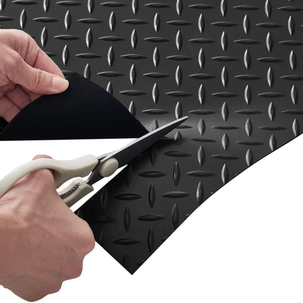 VEVOR Garage Floor Roll, 4 x 20 ft Garage Flooring Mat, 3 mm Thickened Rubber Diamond Plate Floor Protector Mat, Non-Slip, Wear-resist, Waterproof, Easy to Clean for Warehouse, Gyms,Trailer, Black