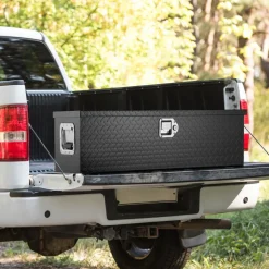 VEVOR Heavy Duty Aluminum Truck Bed Tool Box, Diamond Plate Tool Box with Side Handle and Lock Keys, Storage Tool Box Chest Box Organizer for Pickup, Truck Bed, RV, Trailer, 39"x13"x10", Black