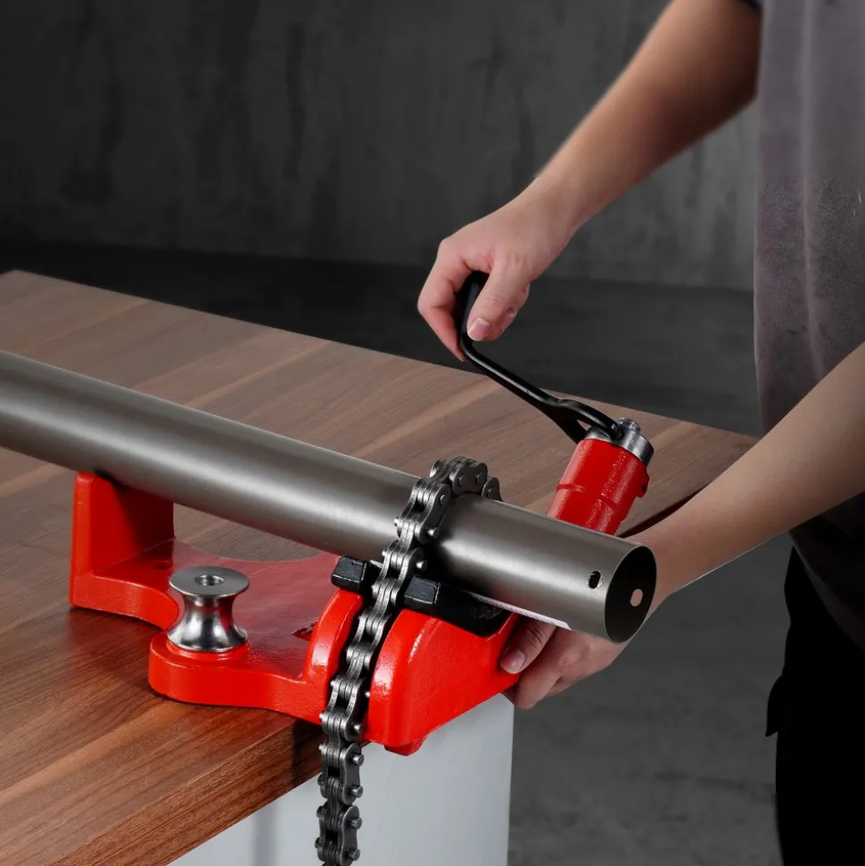 VEVOR Heavy-Duty Pipe Chain Vise, 1/2" - 8" Pipe Capacity, 34.6" Rugged Chain & Cast Iron Base, Industrial-Grade Pipe Clamping for Plumbing, Automotive Repairs, Metalworking