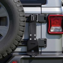 VEVOR High Lift Jack Mount Bracket, Farm Jack Holder Mounting Bracket Kit, Mount Carrier for Off Road Heavy-Duty Jacks, Compatible With YJ (1986-1996), TJ (1997-2006), JK (2006-2018), JL (2018-2024)