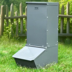 VEVOR Hog Feeder, 2.2 Bushel Capacity, Single Door Pig Feeder, Heavy Duty Steel Piglets Feeder, Multipurpose Trough Creep Feeder, Outdoor Livestock Feeder Farm Accessory for Feeding up to 5 Hogs