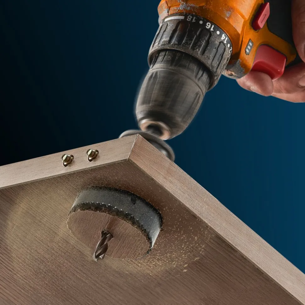 VEVOR Hole Saw Kit, 18 PCS Saw Blades, 6 Drill Bits, 1 Hex Wrench, General Purpose Size from 3/4" to 4-1/2", Bi Metal M42 Hole Saw Set with Carrying Case, Ideal for Wood Board, Plastic and Iron Plate