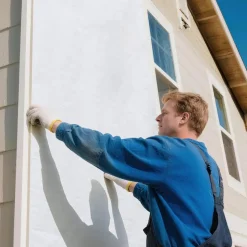 VEVOR House Wrap, 4.5 x 150 ft, 0.13 mm Thick Vapor Barrier, Heavy Duty Plastic Sheeting for Tear-resistant, Drop Cloth Vapor Barrier Covering for Residential & Commercial Construction, White