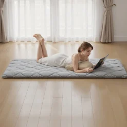 VEVOR Japanese Tatami Mat, Twin Size Foldable Japanese Tatami Mattress, Futon Mattress with Storage Bag & Fastener, 9-Layer Floor Mat for Sleeping, Dormitory, Meditation, Yoga, 80 x 39 x 2.5 in, Gray