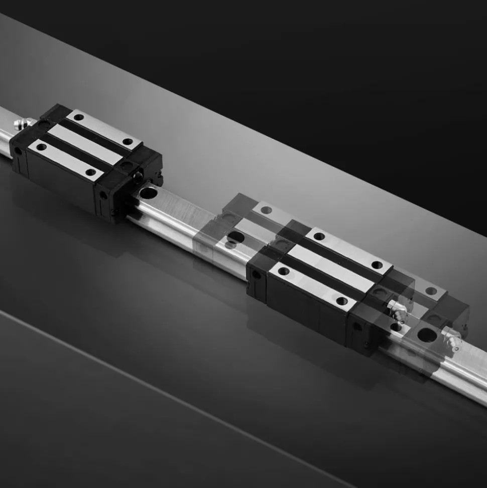 VEVOR Linear Rail Guide Kit, HGR20, 2PCS 600 mm (23.62 inch) Linear Rails and 1PCS Ball Screw, 4PCS Slide Blocks, with BF12/BK12 End Support, Coupling, and Nut Housing, for DIY CNC Routers Lathes