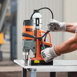 VEVOR Magnetic Drill, 1450W Motor 1.6 in Boring Diameter, 2810 lbf Portable Electric Mag Drill Press, with 11 Coring Bits, 850 RPM Speed, Drilling Machine for Metal Surface, Home Improvement Industry