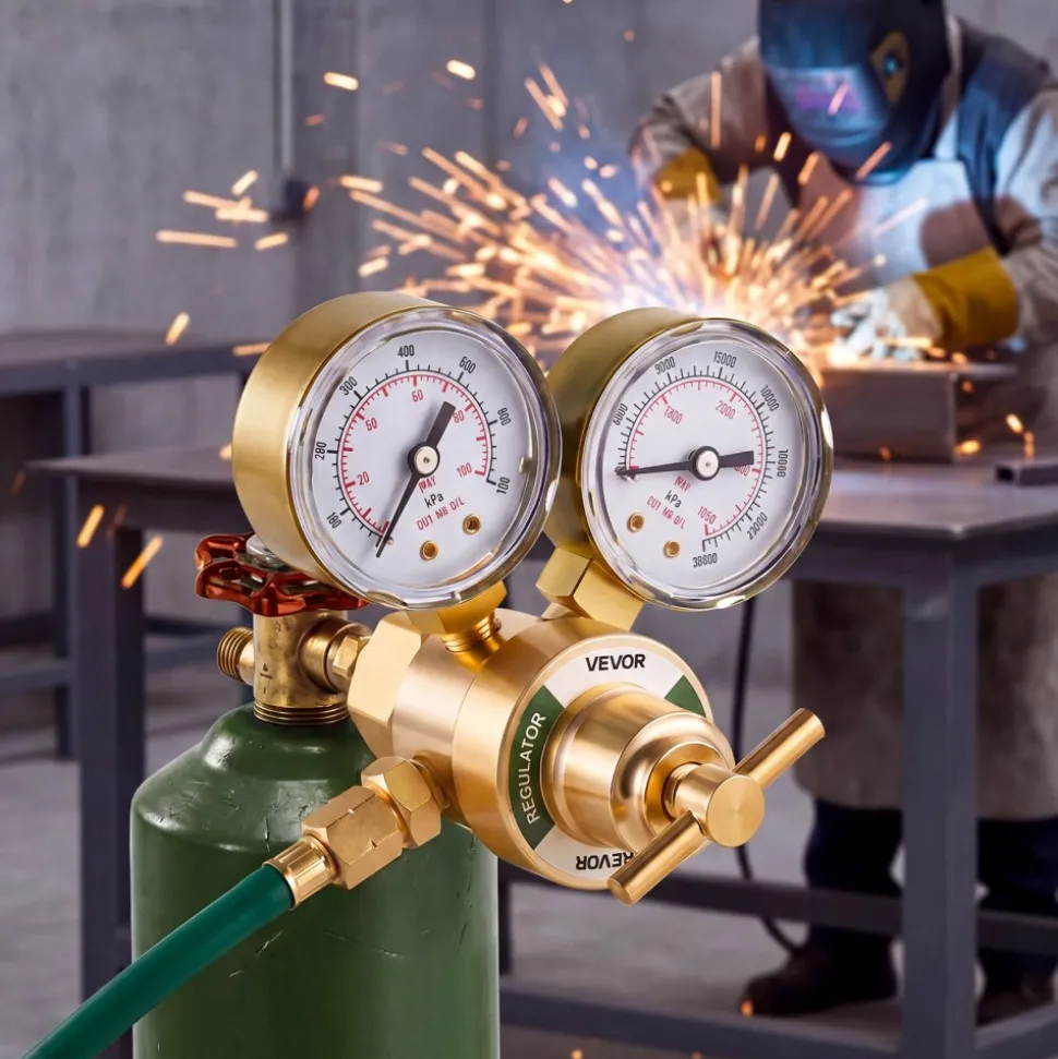 VEVOR Oxygen Regulator, Precise Oxy Regulator, 0-4000PSI Welding Gas Gauge with CGA-540 Inlet Connection & 9/16"-18 RH Outlet Connection, T-Handle Adjustment