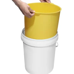 VEVOR 2 Pcs 5 Gallon Bucket Liner for Concrete Mix, Reusable Silicone Mortar Bucket Liner for Thinset Paint Concrete Epoxy Mixing, Heavy-duty Grout Mixer Insert with Measurements, Blue & Yellow