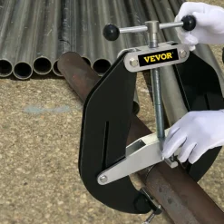 VEVOR Pipe Clamp, 2 to 6 in, High Strength Ultra Clamp with Quick Acting Screws, Steel Pipe Alignment Tool with Lightweight Design, Black
