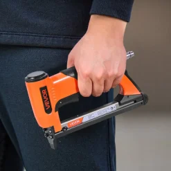VEVOR Pneumatic Staple Gun, 21 Gauge Air Upholstery Stapler for 80 Series Fine Wire Staples 1/2