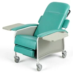 VEVOR 4-Position Geri Reclining Chair 500LBS Capacity Geri Chair Recliner, 4-Wheel Medical Recliner Chairs with Trendelenburg, Soft Padded Seat & Trays for Hospitals, Clinics, Geriatric Home Care
