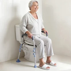 VEVOR Raised Toilet Seat with Arms, 350 lbs Capacity, 5-Inch Lift Height & Adjustable Width, Widened Commode Elevated Toilet Seat Riser with Handles for Seniors, Elderly, Handicap, Disabled, Adults