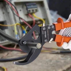 VEVOR Ratcheting Cable Cutter, Spring Steel Blades with PVC-Coated Handles, Quick-Release Button, Heavy Duty Ratchet Cable Wire Cutter for Cutting Copper & Aluminum Cables Up to 800 MCM / 400 mm²