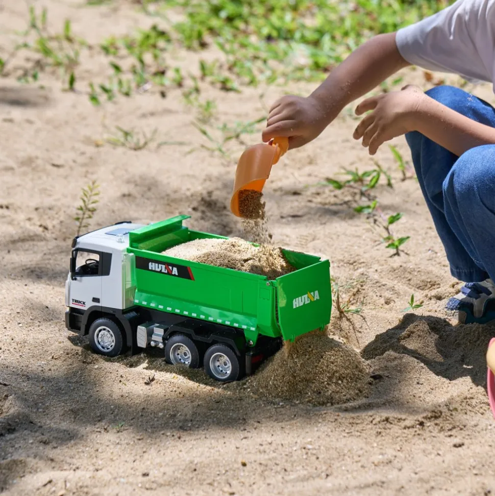 VEVOR RC Dump Truck Toy, 9-Channel 1:18 Scale, Remote Control Dump Truck RC Construction Vehicle Truck Toy with Light & 2 Rechargeable Batteries Birthday Gift for Toddlers Kids Boys and Girls Age 8+