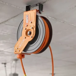 VEVOR Retractable Air Hose Reel, 3/8 Inch x 50 FT Hybrid Air Hose Max 300PSI, Auto Rewind Air-Compressor Hoses Reel with 5 ft Lead in, 180° Swivel Ceiling/Wall Mount for Garage Workshops