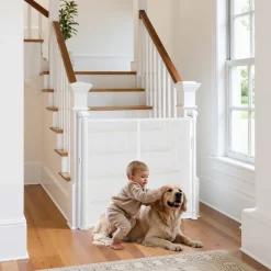VEVOR Retractable Baby Gate, 34 inch Tall, Extends up to 110 inch Wide, Retractable Gate for Kids or Pets, Mesh Material, Easy to Install for Indoor Stairs, Doorways, Hallways, Playrooms, White