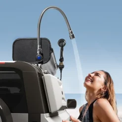 VEVOR Roof Rack Water Tank, 8 Gal, Multi-Dispensing Outdoor Tank with 2 Splash-Guard Panels & T-slot, High-Capacity Aluminum Tank with Pressurization Port, Fit for Trunks, Roll Bars, Crossbars