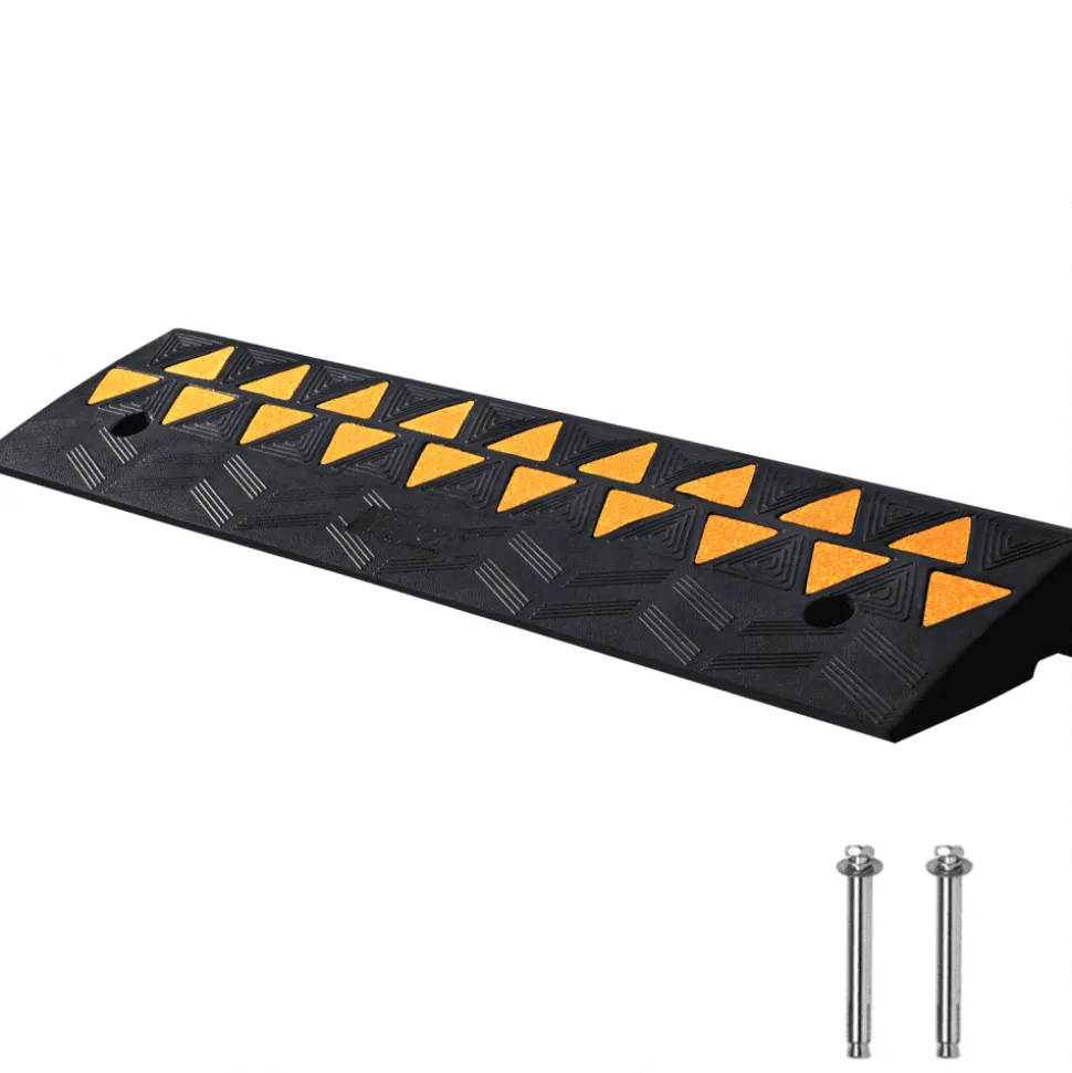 VEVOR Rubber Curb Ramp 3.7" Rise Height Sidewalk Curb Ramp, 10" Width 39.4" Length Driveway Ramp for Curb, 15T Heavy Duty Rubber Ramp for Forklifts, Trucks, Buses, Cars, Wheelchairs, Bikes