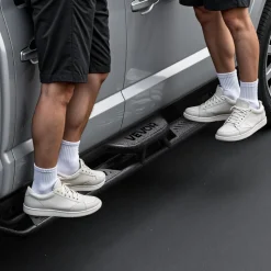 VEVOR Running Boards, 6 Inches Side Steps Compatible with 2015-2025 Ford F150 SuperCrew Cab, 2017-2025 Ford F150 SuperCrew Cab, Black Carbon Steel Nerf Bars, 550 lbs Load Capacity, Non-Slip Surface