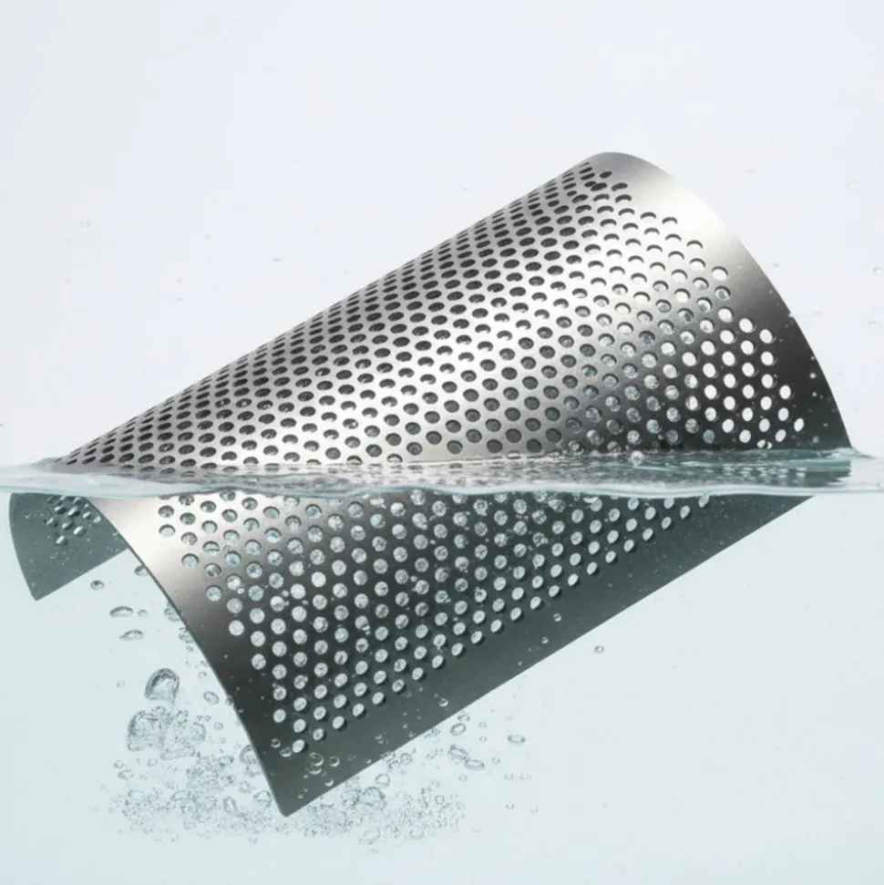 VEVOR Screen Mesh for Plastic Shredder, High-Quality Steel Durable Mesh, 0.315 in/8 mm High-Precision Aperture Screen, Compatible with Model 400 Plastic Grinder, Suitable for Small Particle Recycling