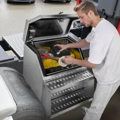 VEVOR Semi-Truck Step Tool Box, 24