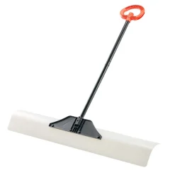 VEVOR Snow Pusher Shovel, 48 in Outdoor Snowplow Shovel with Ergonomic Grip, HDPE Plastic Blade, Winter Shovels with Segmented Handle, Metal Edged Strip, Portable Snow Removal Tool for Driveway Garden