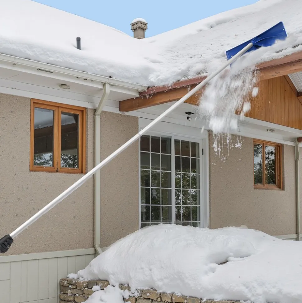 VEVOR Snow Roof Rake, 24 in PP Plastic Blade, 3.8-18.2 ft Adjustable Roof Snow Scraper with Wheels, Anti-Slip Handle Snows Removal Tool, Lightweight House Rooftop Rake for Leaves Debris Removal
