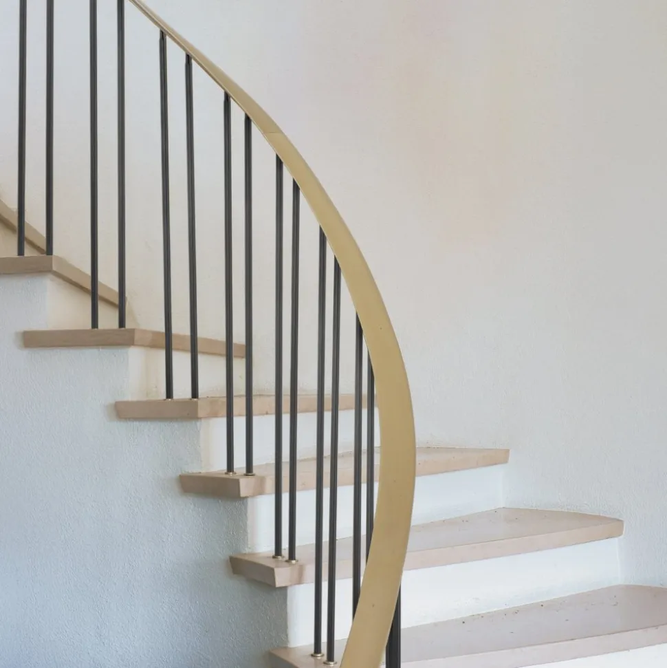 VEVOR Staircase Balusters 31 Pack, 44 Inch Durable Carbon Steel Stair Balusters, 0.5 Inch Indoor Square Metal Spindle Railing, Corrosion-Proof Hollow Deck Railing with Pre-Drilled Holes, Matte Black