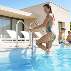 VEVOR Swimming Pool Ladder, 3-Step Stairs with Double Handrails, Non-slip Heavy Duty Wide Steps, Stainless Steel Frame, 265 lbs Capacity for 48-54 in Inground Pools Entry/Exits, Indoor & Outdoor