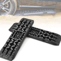 VEVOR 10 TON Traction Boards with PP Material, Recovery Boards for Off-road Vehicles/Cars/Pickups/SUVs/RVs, Pair Tire Traction Mats on Snow, Sand, Mud and Loose Terrain, Storage Bag, Long, Black