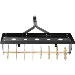 VEVOR Tow Behind Plug Aerator, 32 in Lawn Spike Aerator with Universal Hitch, Heavy Duty & Rust-Resistant, Pull Behind Spike Aerator Tool with Folded Edge Tray, for Farmland & Garden Tractors