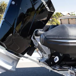 VEVOR Transom Saver, 32-44 in, Adjustable Boat Transom Saver with Heavy-Duty Head, Corrosion-Resistant Easy-to-Install Transom Savers for Less Than 100 HP Outboard Motor , Fit for Roller & Trailer