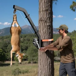 VEVOR Tree Mounted Deer Hoist, 353 lbs Load Capacity, Hunting Game Hoist Winch Lift with Ratchet Strap, Heavy Duty Deer Hanger for Skinning, Cleaning, Hanging Feed, and Field Dressing, Black