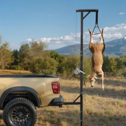 VEVOR Truck Hitch Game Hoist, 600 lbs Load Capacity, Hunting Deer Hoist with 2-inch Receiver, 360-Degree Swivel Shaft & Adjustable Height, Includes Gambrel Winch for Skinning & Cleaning Game