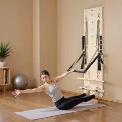 VEVOR Wall Mounted Pilates Reformer Machine, Maple Wood Pilates Springboard, Exercise Equipment with Resistance Springs, Yoga Fitness Trainer, Suitable for Flexibility Balance, Home Gym Studio Workout